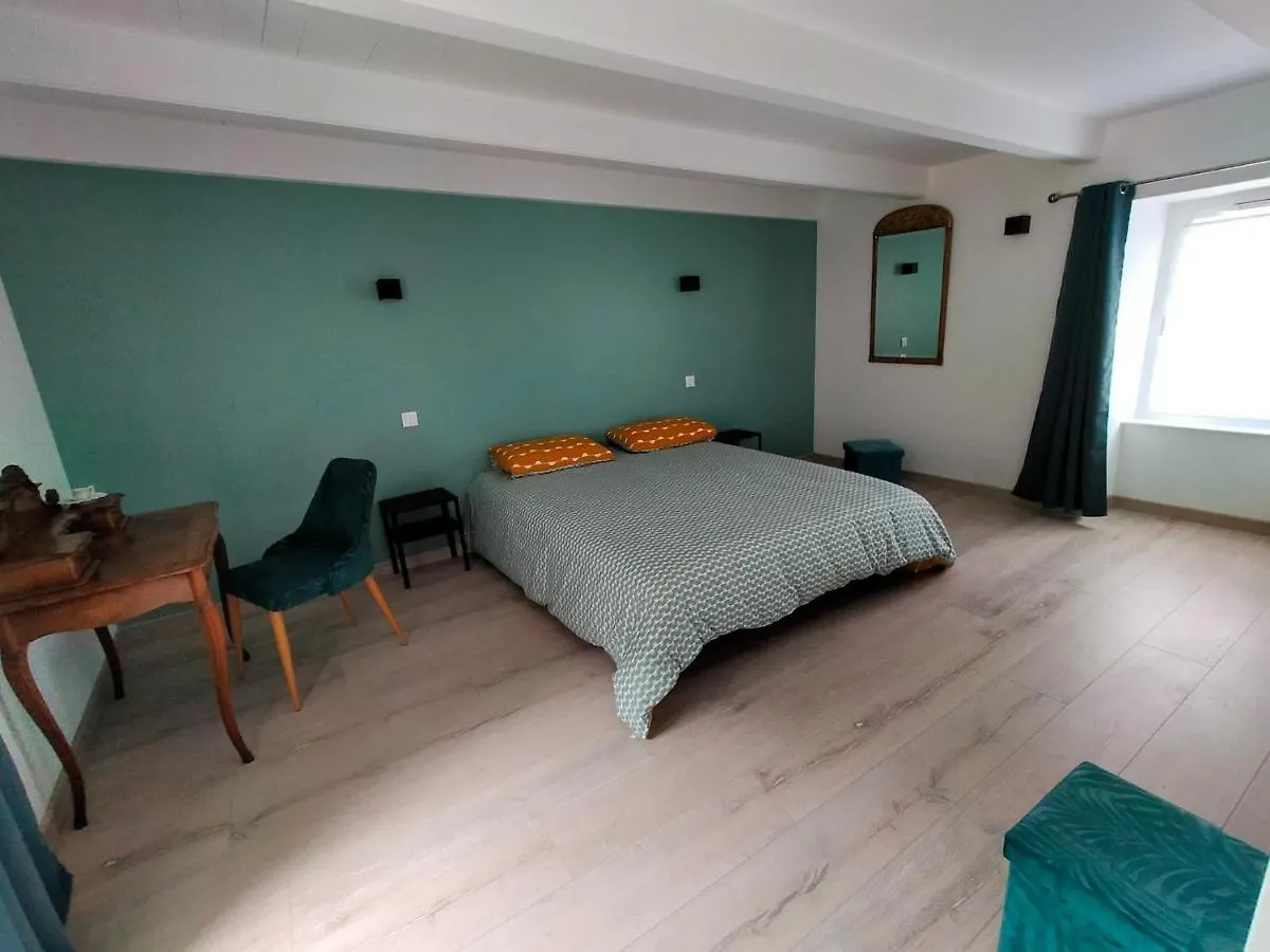 Les 2 Moi S'L Villa Sauzon France